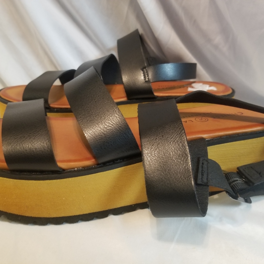 Women's size 10 sandals - Picture 7 of 8